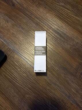 Japonesque Luminous Foundation Shade 10 Flawless Liquid Makeup 0.84 oz